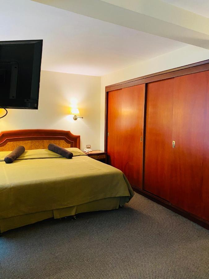 Hotel Continental Лима Екстериор снимка