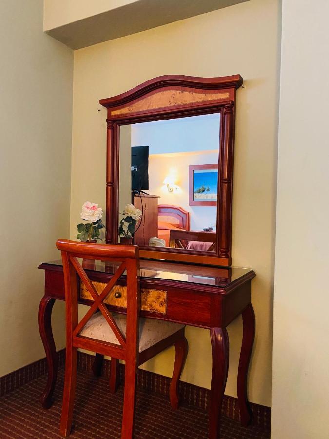 Hotel Continental Лима Екстериор снимка