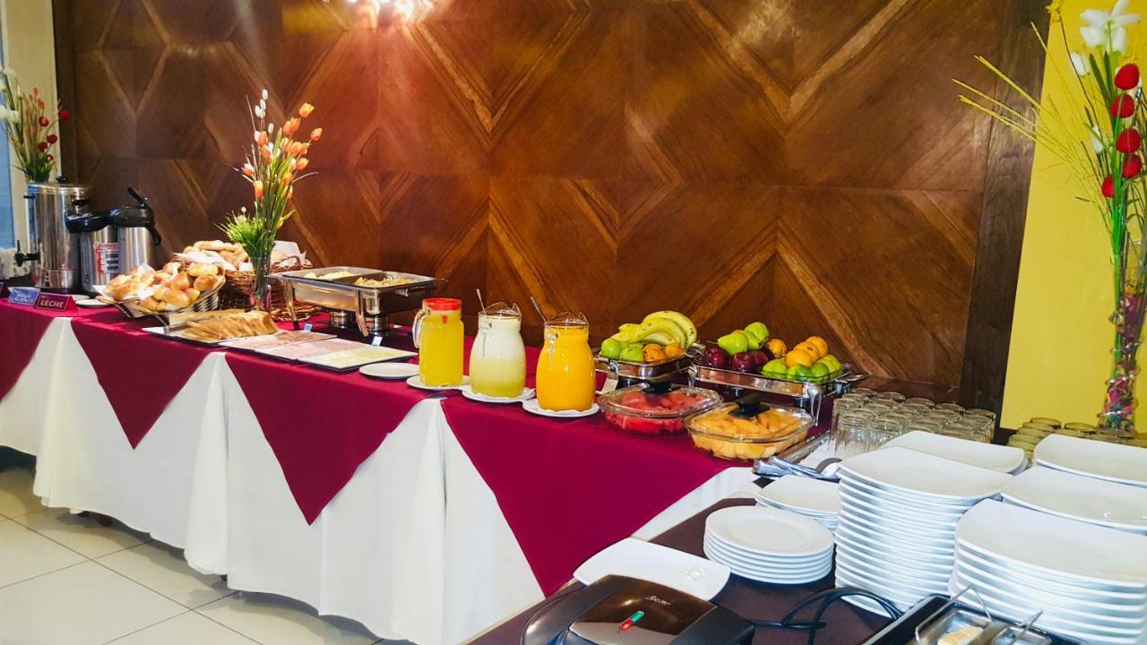 Hotel Continental Лима Екстериор снимка