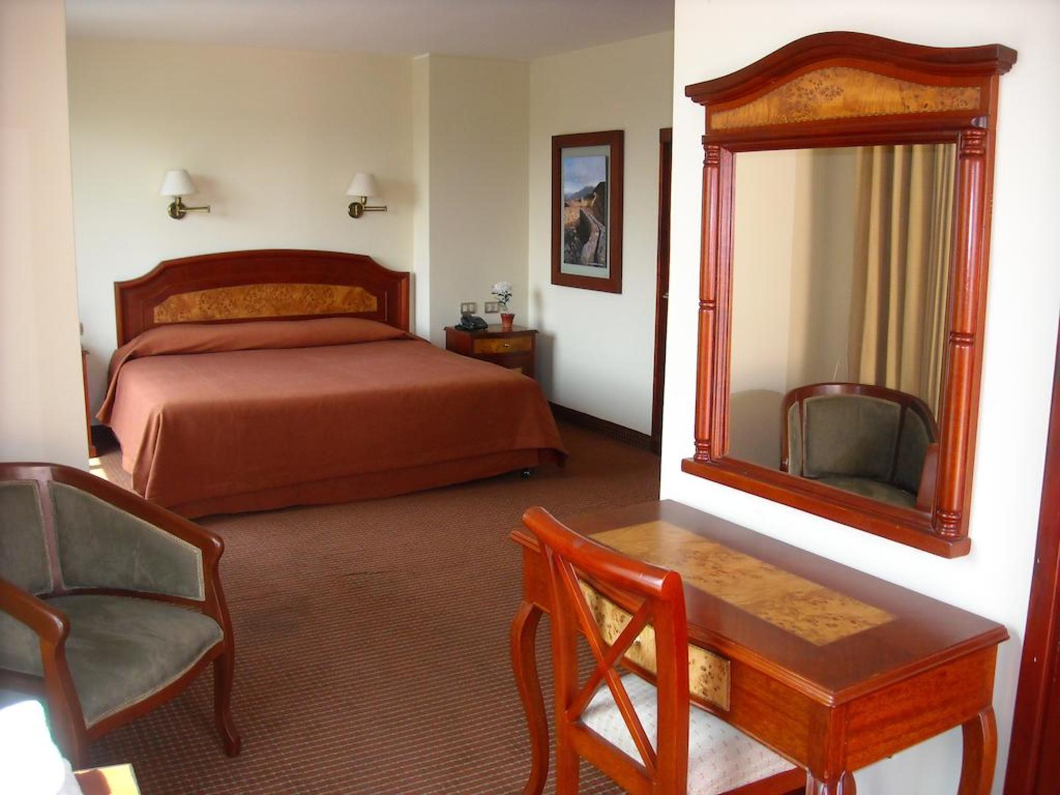 Hotel Continental Лима Екстериор снимка
