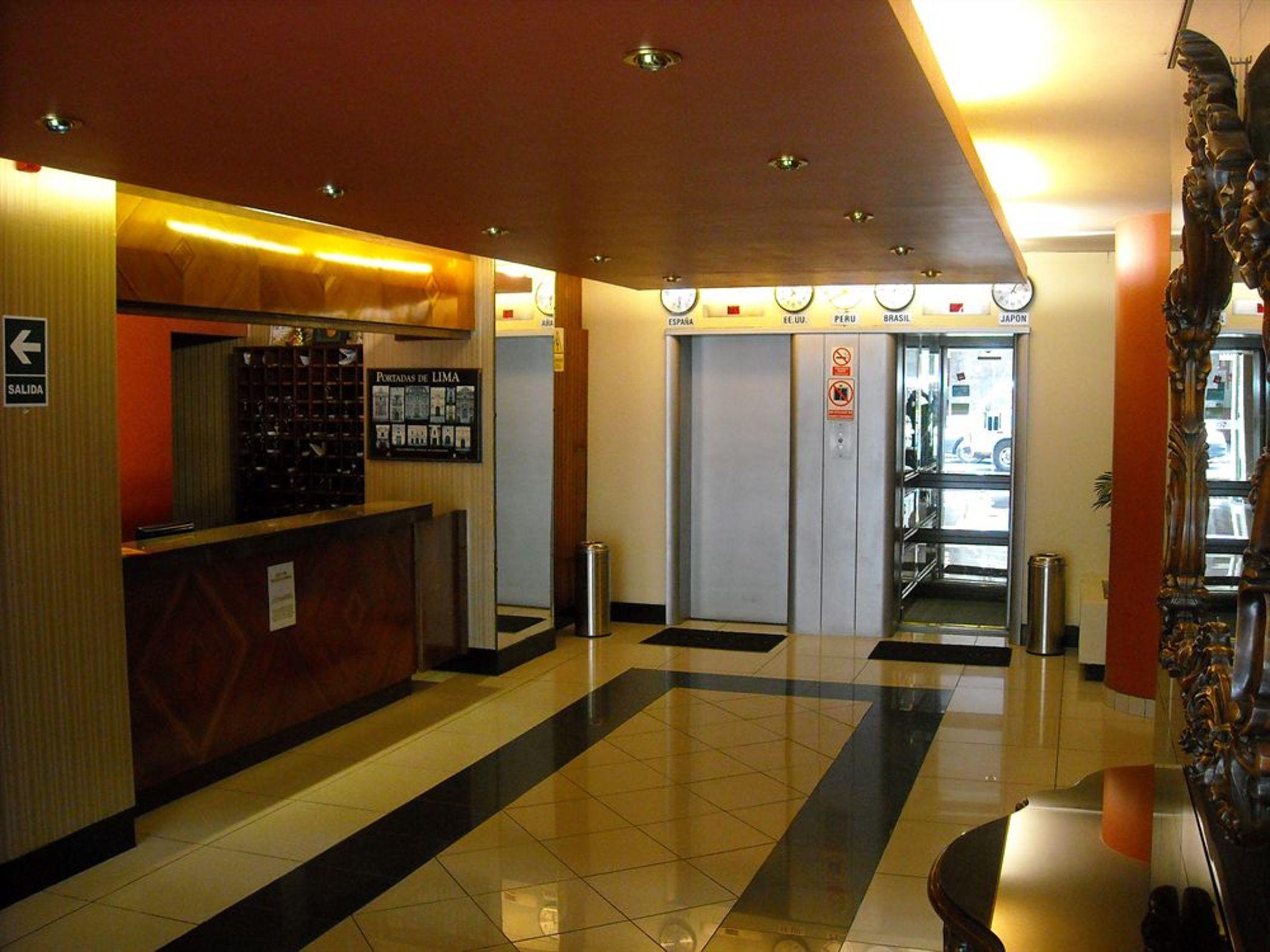 Hotel Continental Лима Екстериор снимка