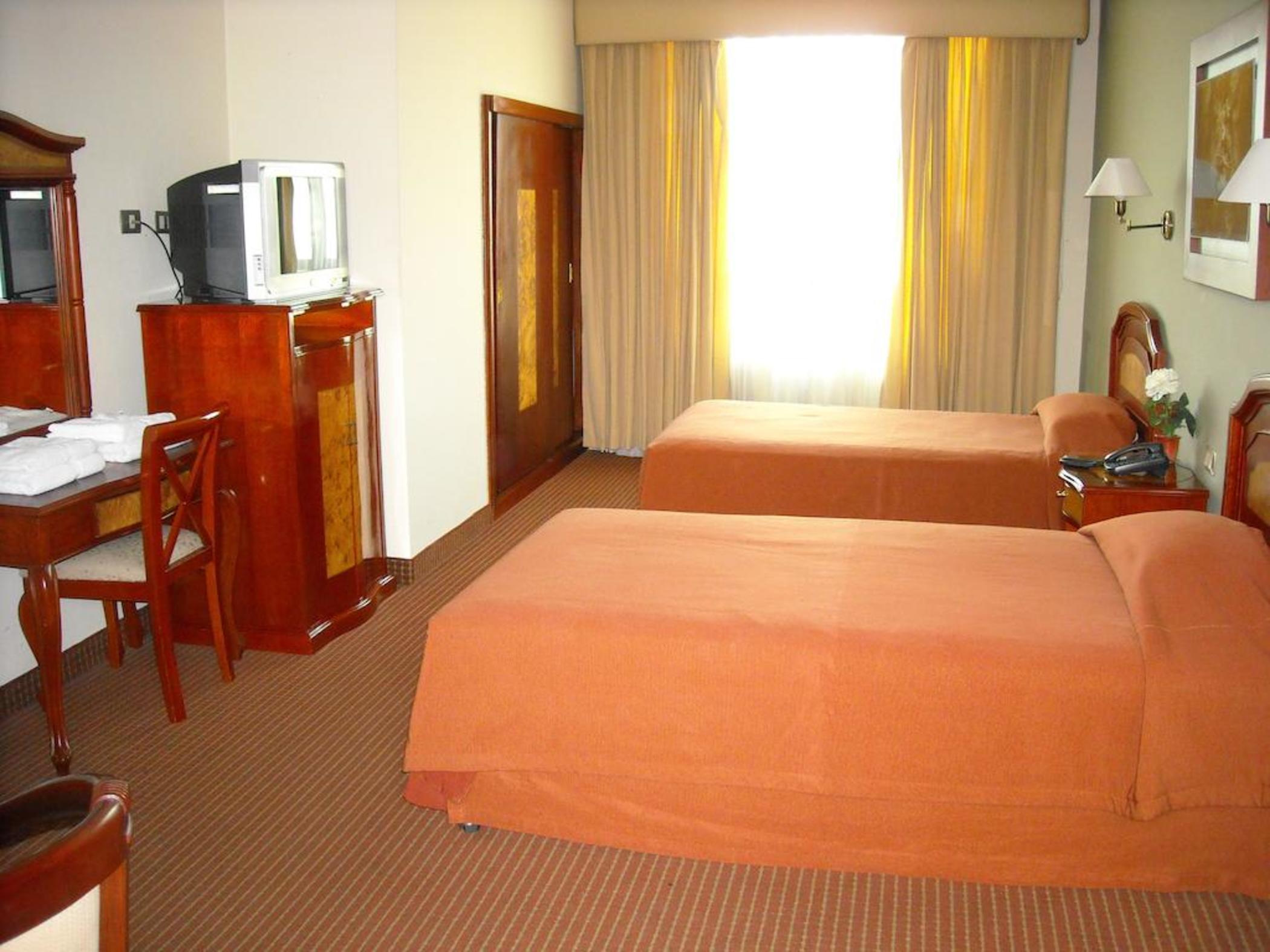 Hotel Continental Лима Екстериор снимка