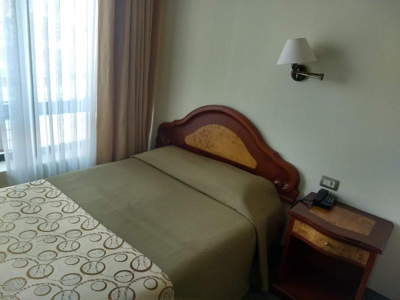 Hotel Continental Лима Екстериор снимка
